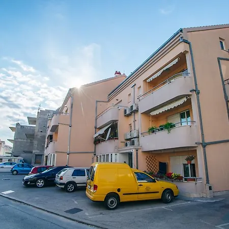 Krbavska Apartmán *