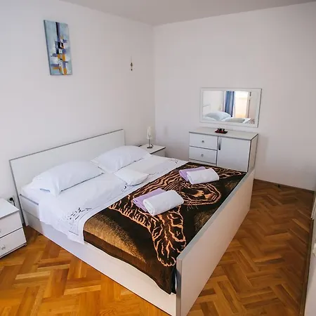 Appartement Krbavska *
